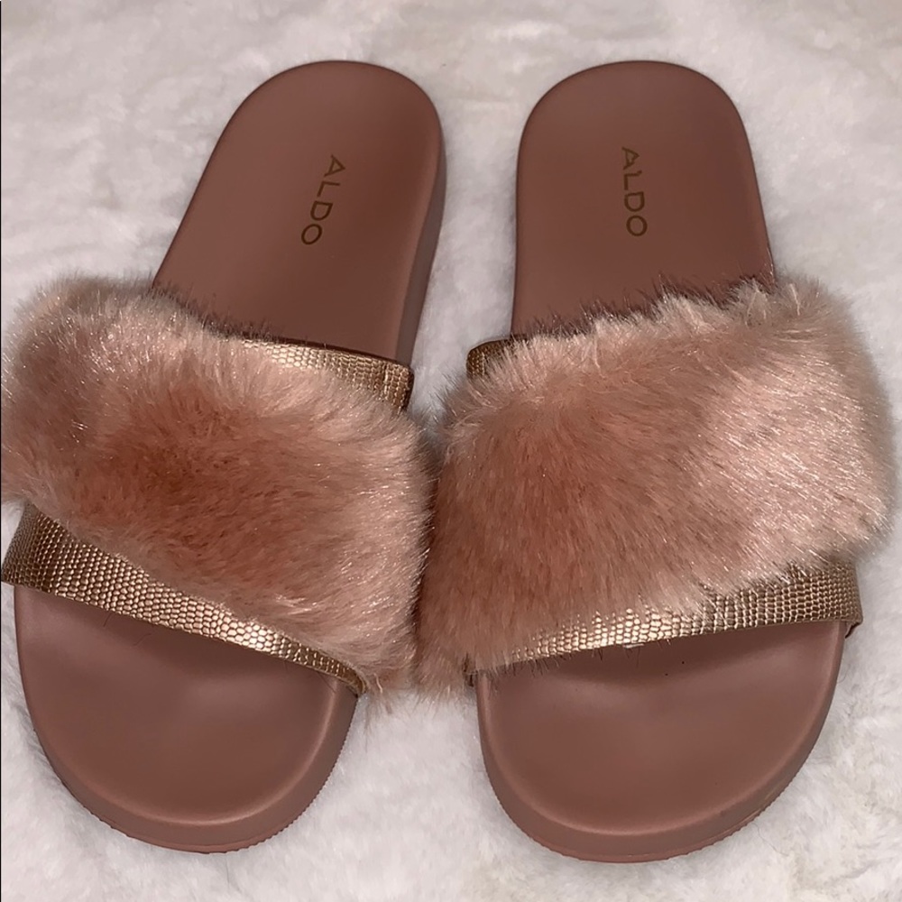 Faux Fur Slides